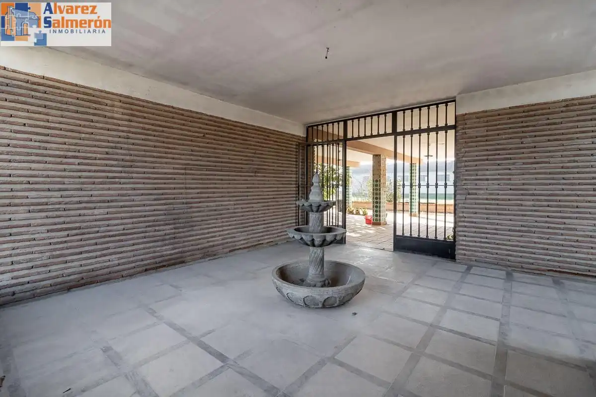 Casa rústica amb piscina en venda a Santa Fe, imagen 35