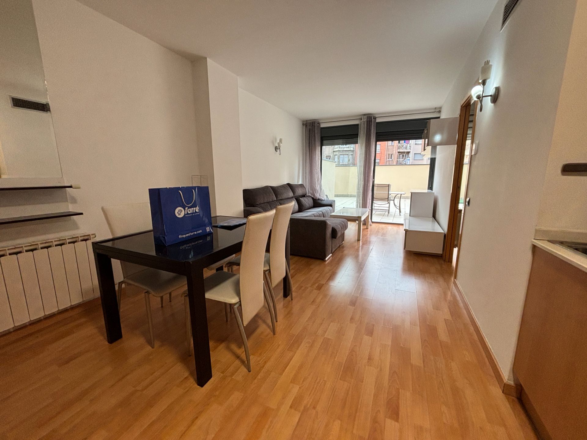 Exterior view of Flat for rent in  Lleida Capital  with Air Conditioner, Heating and Parquet flooring