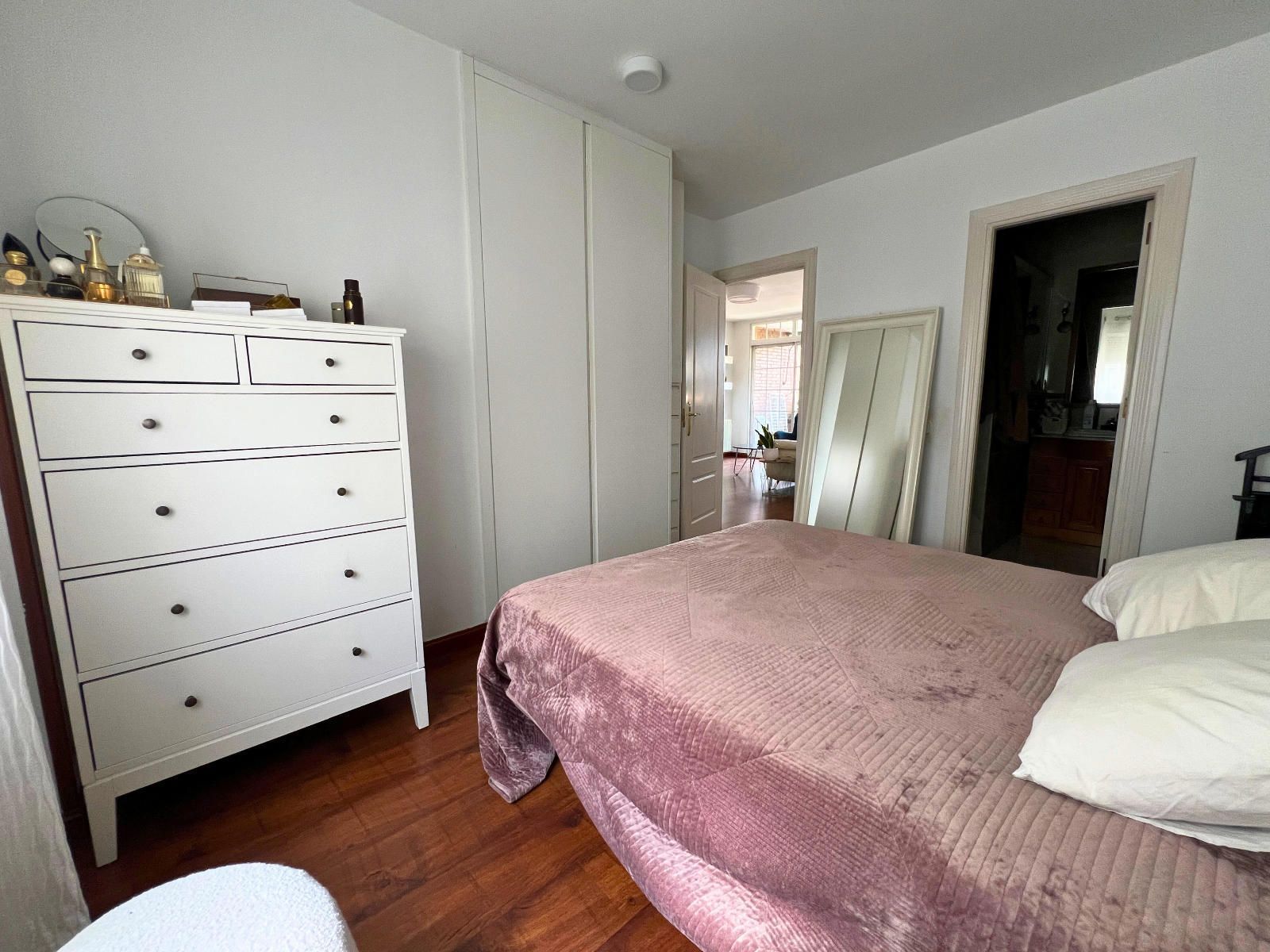 Bedroom of Flat for sale in  Madrid Capital  with Air Conditioner and Terrace