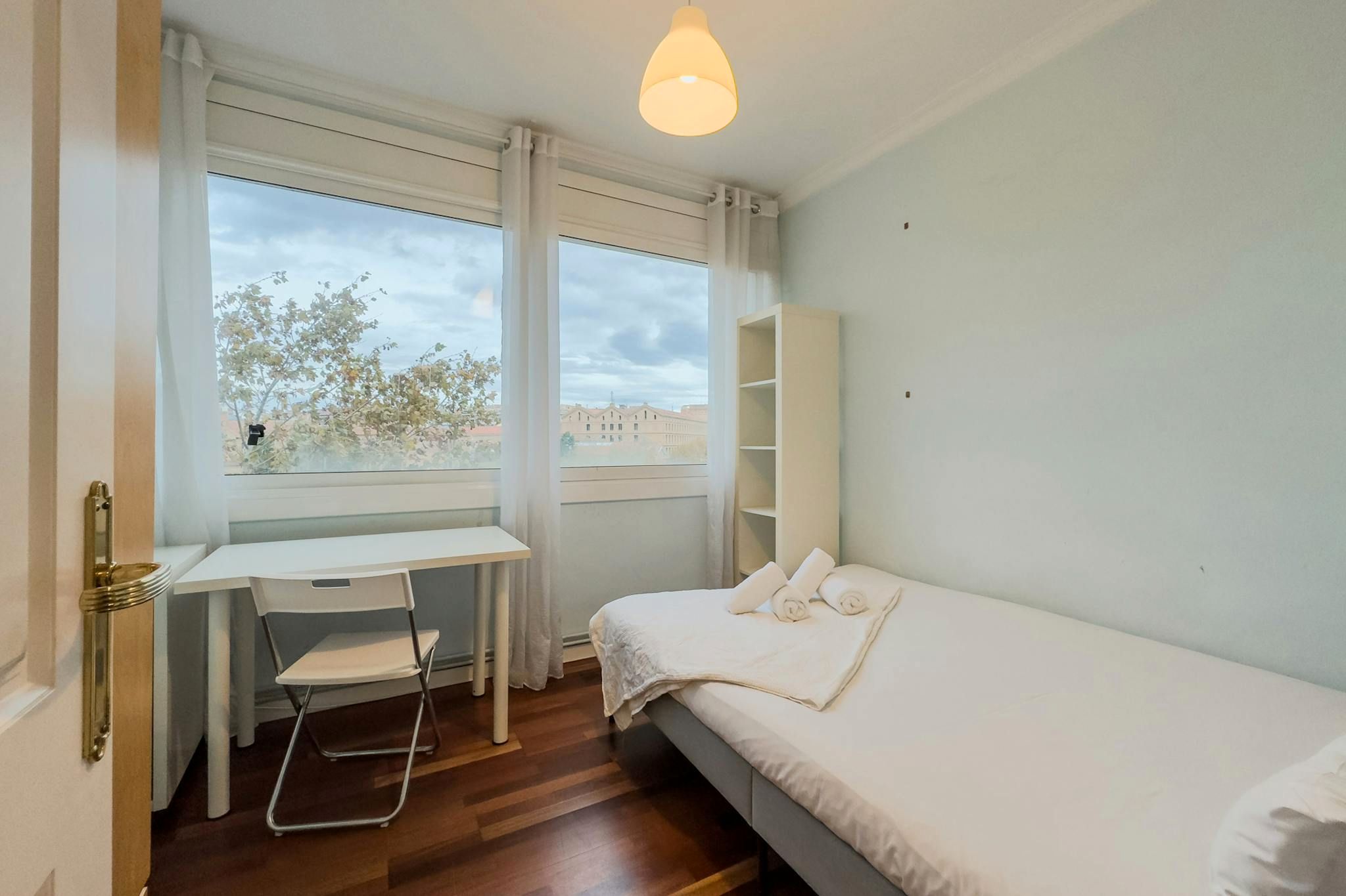 Bedroom of Flat to rent in  Barcelona Capital  with Heating, Furnished and Washing machine