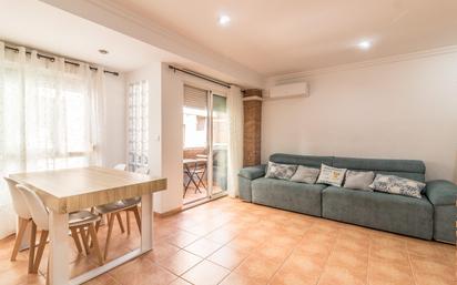 Living room of Flat for sale in Carlet  with Air Conditioner, Heating and Balcony