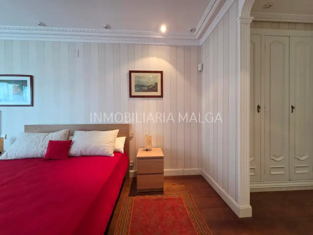 Dormitori de Casa o xalet en venda en Colunga amb Calefacció, Jardí privat i Parquet