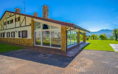 Jardí de Casa o xalet en venda en Hondarribia amb Terrassa, Piscina i Balcó