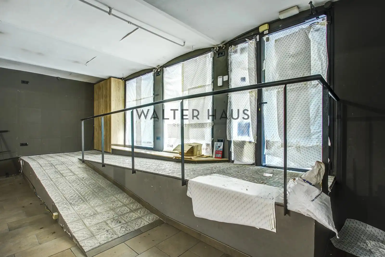 Commercial properties for rent in Barcelona  with Air Conditioner