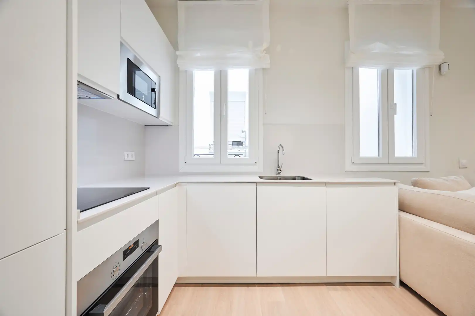 Küche von Wohnung zur Miete in Madrid mit Klimaanlage, Heizung und Balkon