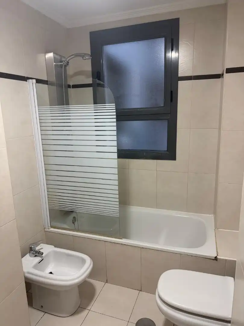 Bathroom of Flat for sale in Cistérniga, Valladolid