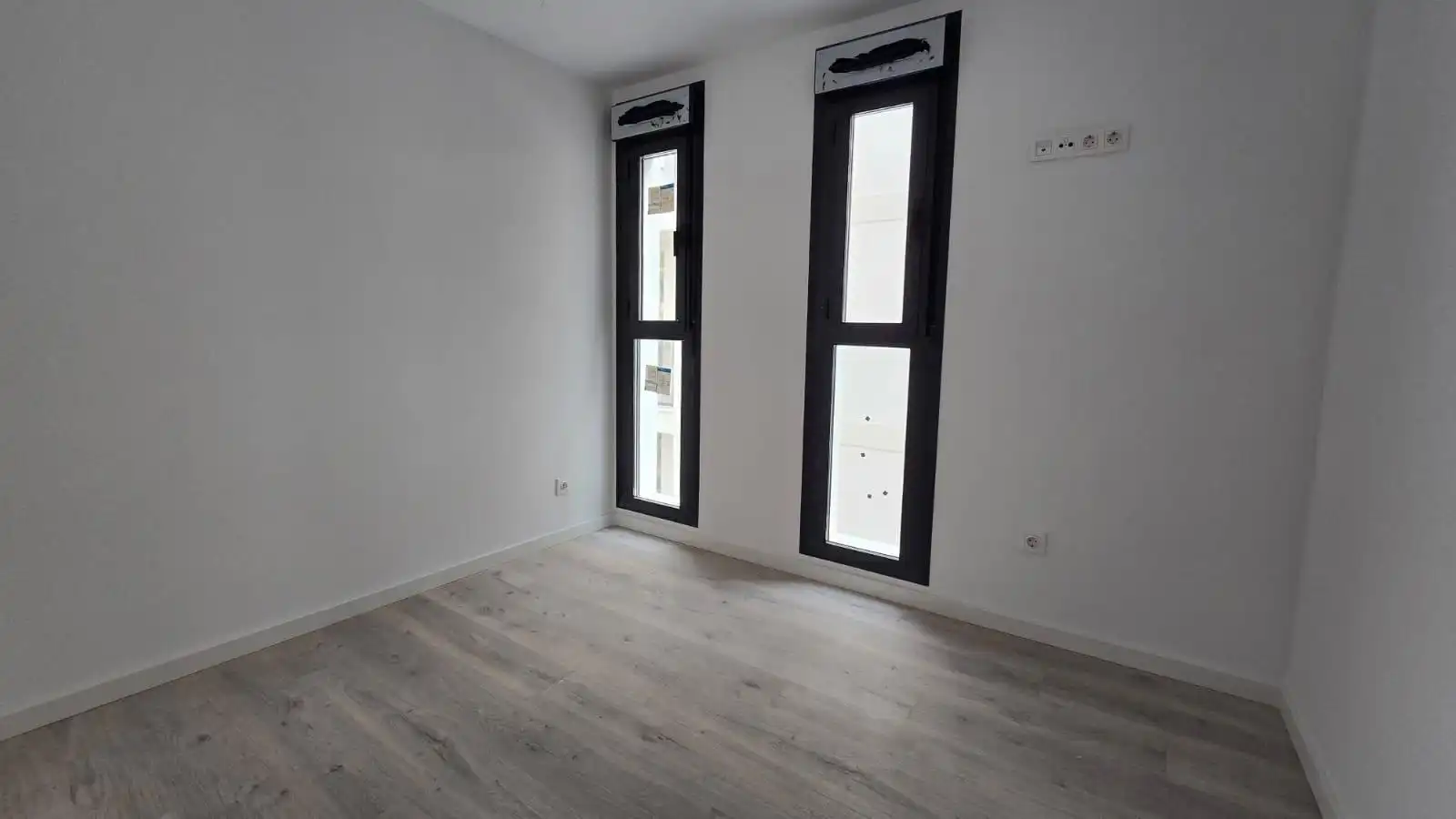 Dormitori de Pis en venda en Sant Joan d'Alacant amb Parquet, Terrassa i Piscina comunitària