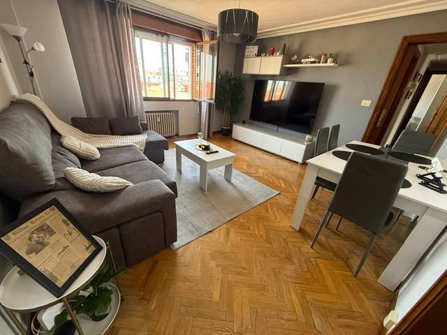 Piso en Venta en Avenida de Portugal en El Polígono