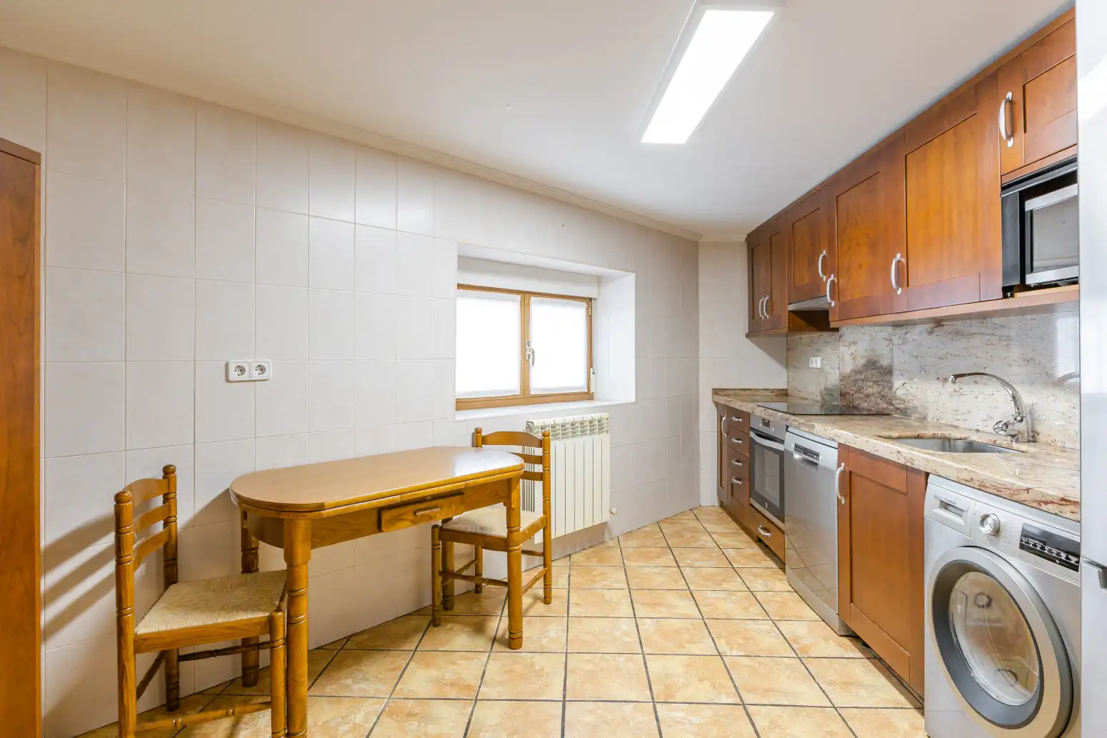 Cocina de Casa o chalet en venta en Lónguida / Longida con Calefacción, Jardín privado y Amueblado