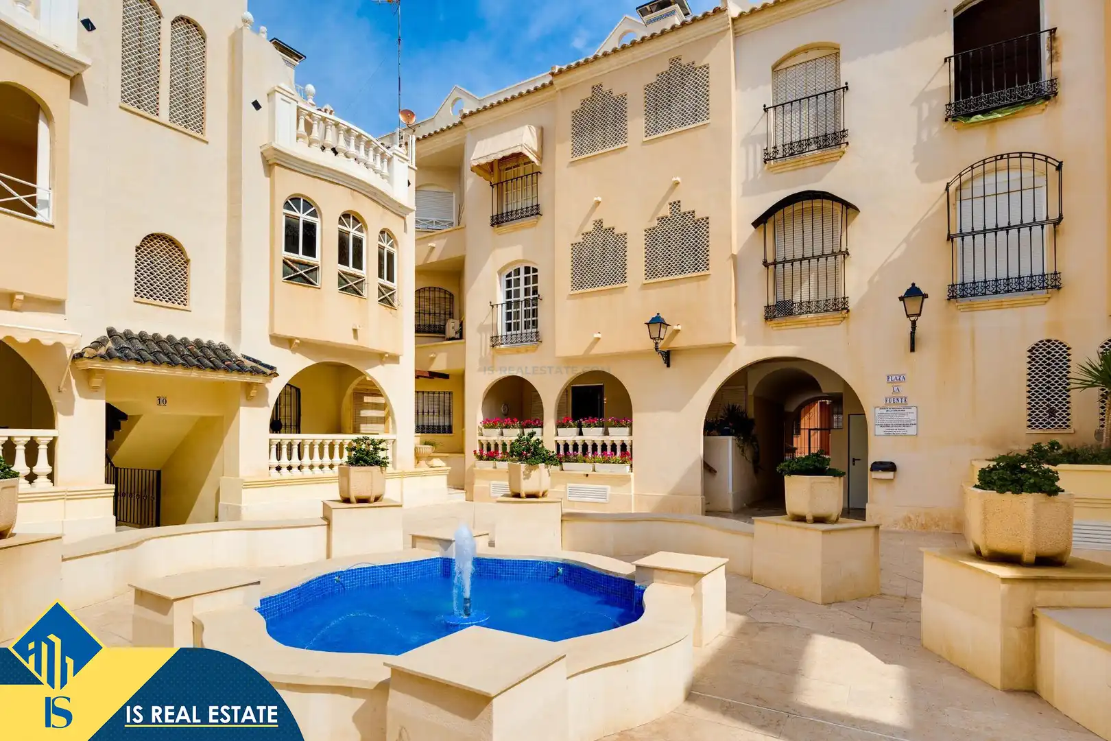 Apartamento con piscina en venta en Playa de los Locos, imagen 35