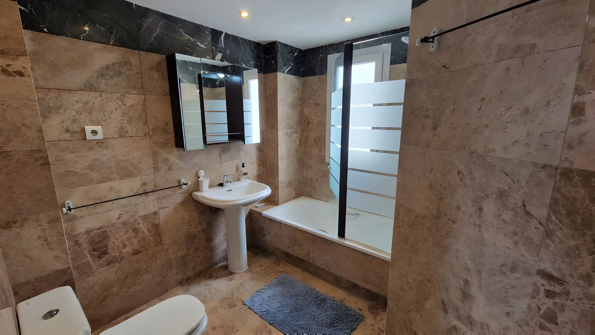 Apartament amb piscina en venda a Estepona Pueblo, imagen 9