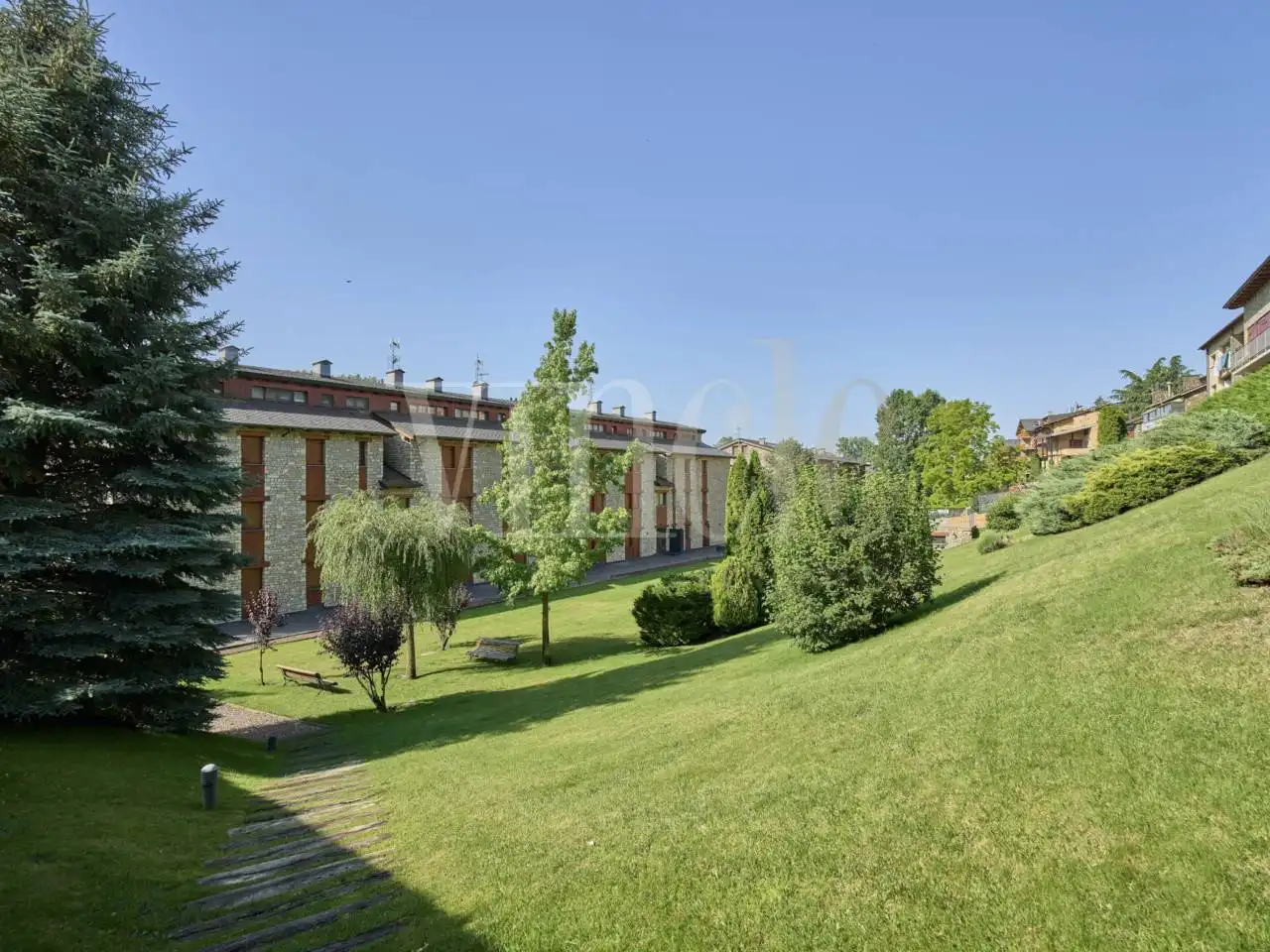 Außenansicht von Wohnung zum Verkauf in Llívia mit Heizung, Privatgarten und Parkett