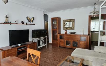 Living room of Flat for sale in La Unión  with Air Conditioner, Furnished and Oven