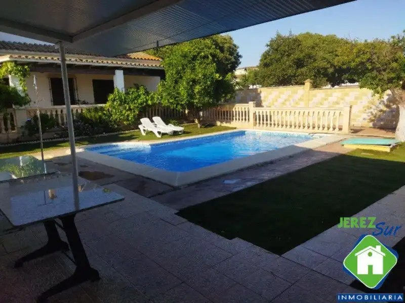 Casa con piscina en venta en Arcos de la Frontera, imagen 2