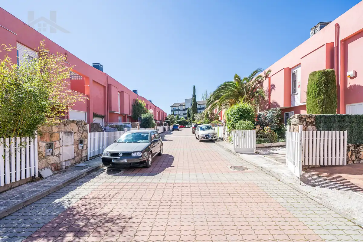 Exterior view of Detached homes for sale in Galapagar  with Heating, Private garden and Parquet flooring
