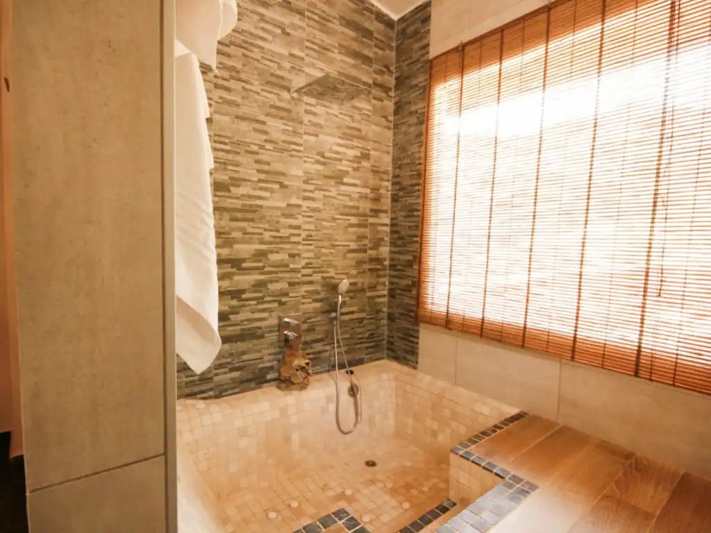 Badezimmer von Country house zur Miete in Tolox