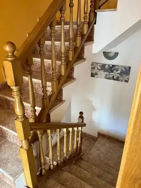 Casa adosada en venta en Oviedo  con Trastero