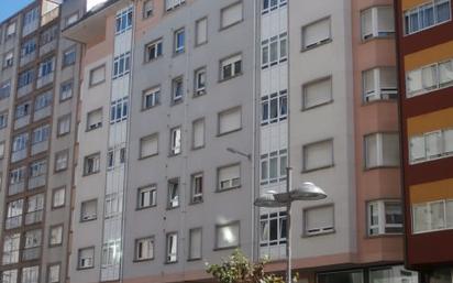 Vista exterior de Pis en venda en Lugo Capital