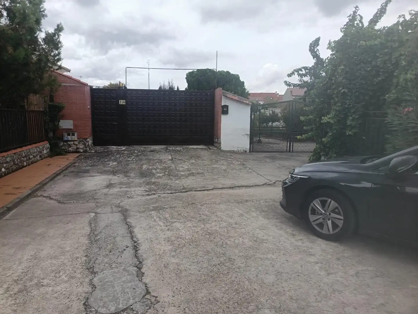 Chalet con piscina en venta en Viana de Cega, imagen 2