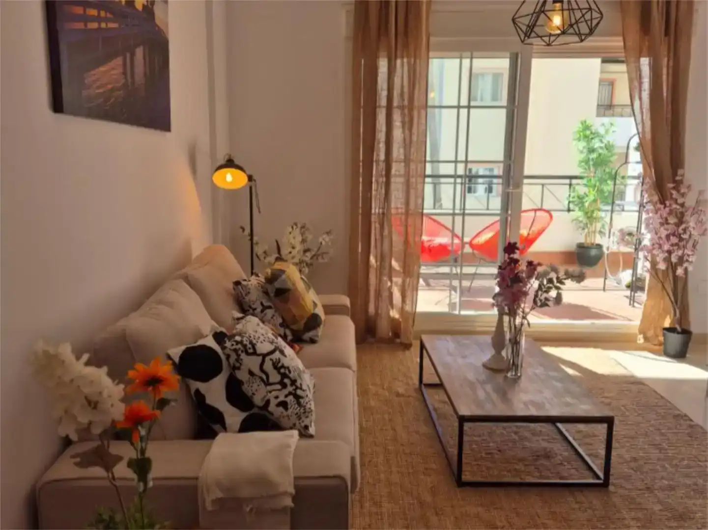 Living room of Flat for sale in Marbella  with Air Conditioner, Swimming Pool and Balcony