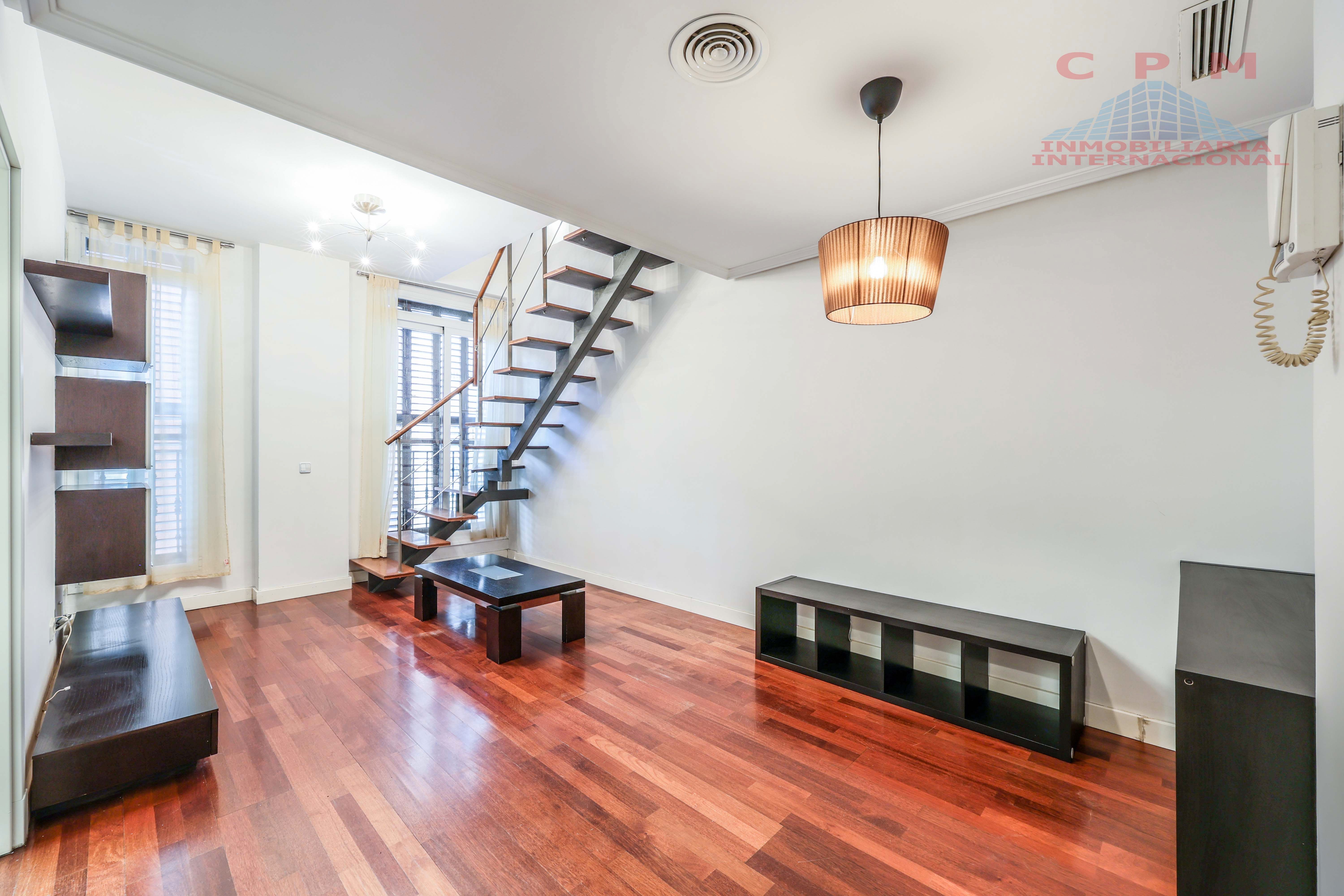 Dúplex de lloguer a Trafalgar