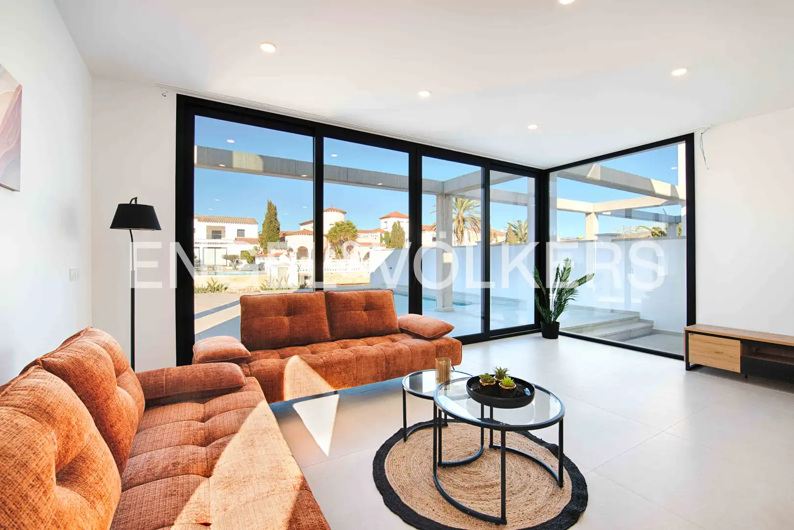 Living room of Detached homes for sale in Empuriabrava  with Terrace and Swimming Pool