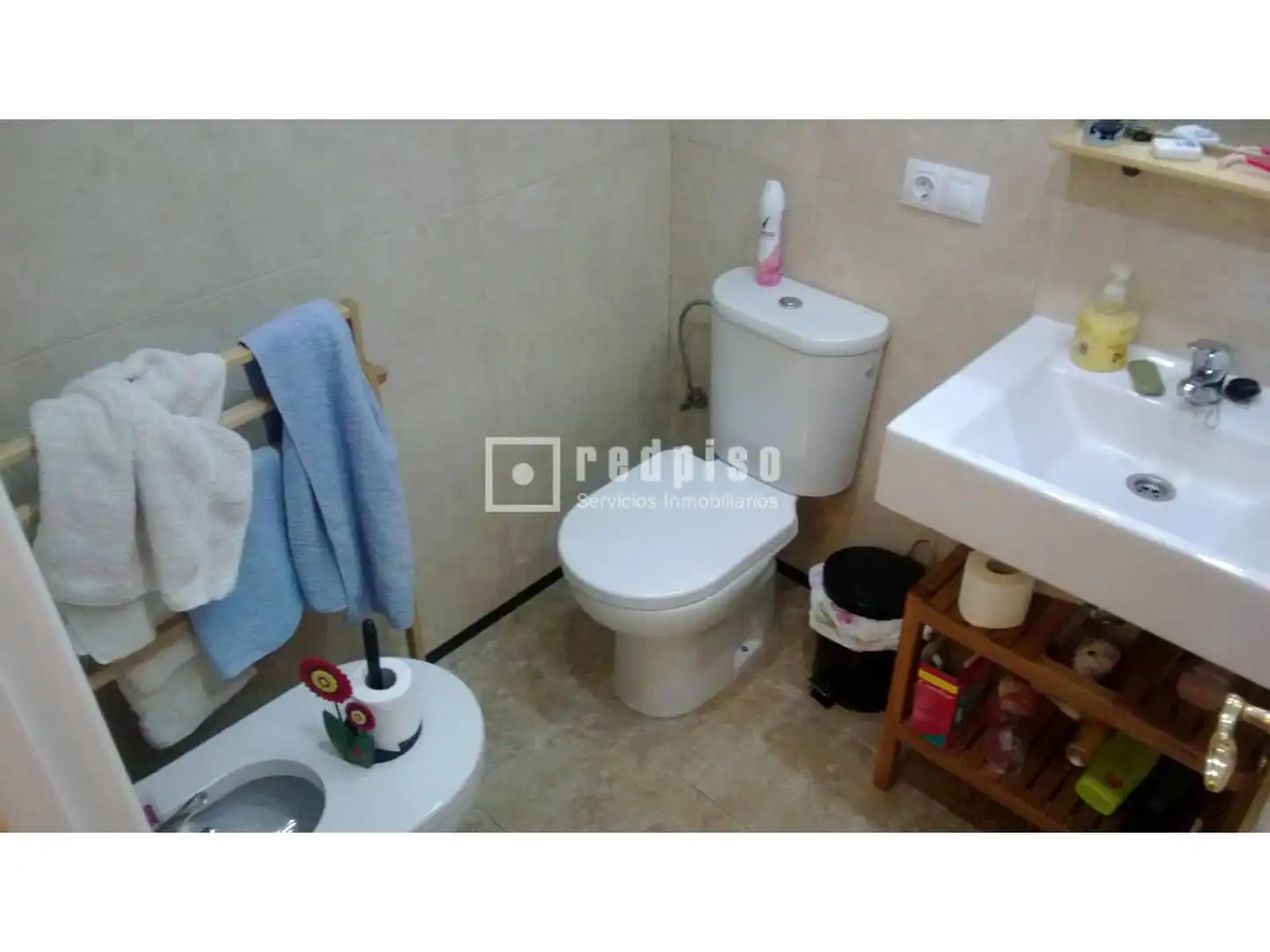 Bathroom of Flat for rent in Sevilla  with Air Conditioner, Terrace and Furnished
