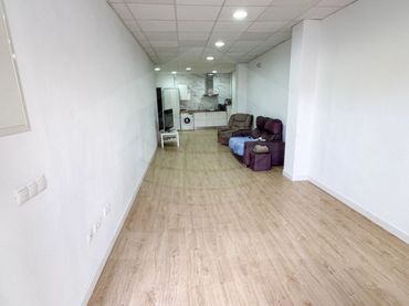 Local comercial en venda a Calle Santo Cristo 9