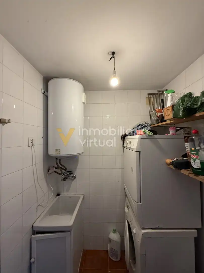 Piso en venta en Cabra con Aire acondicionado, Calefacción y Amueblado