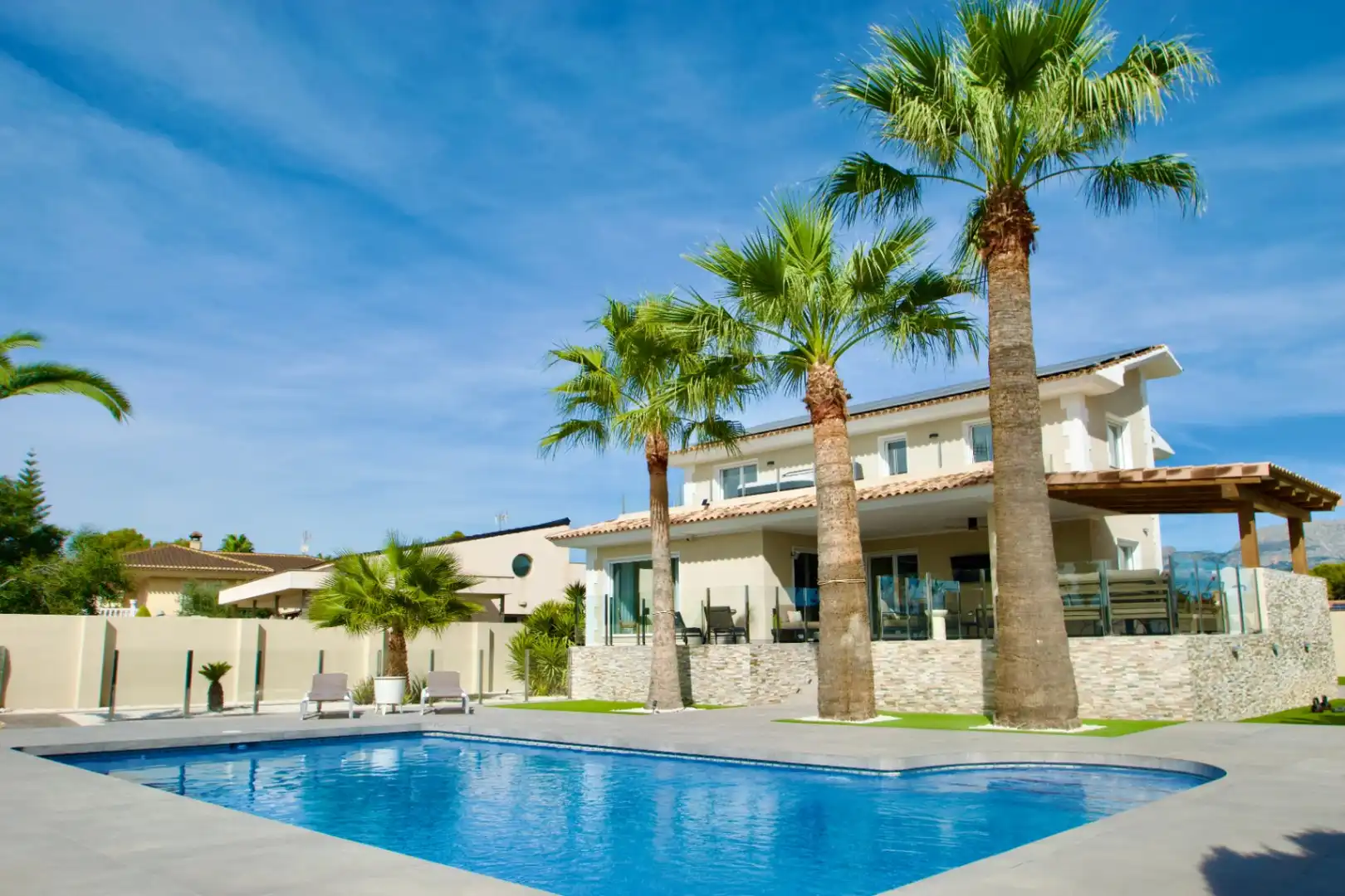 Piscina de Casa o xalet en venda en L'Alfàs del Pi amb Aire condicionat, Calefacció i Jardí privat