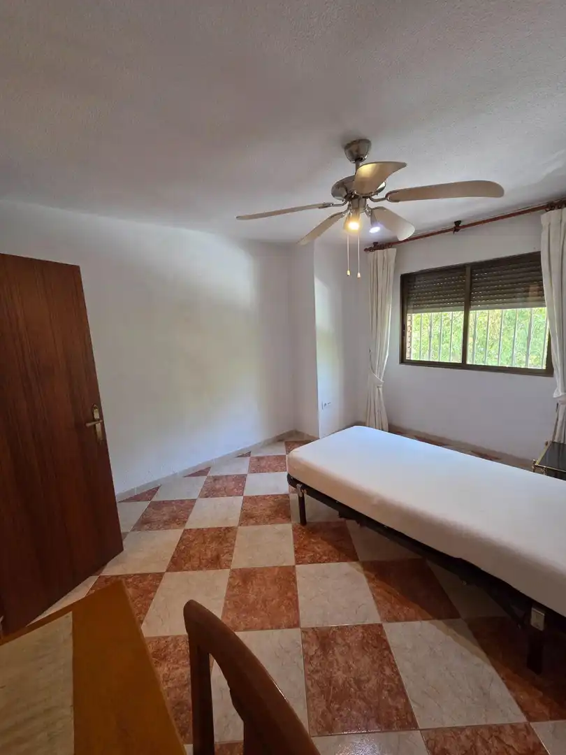 Habitación de Apartamento en venta en Córdoba