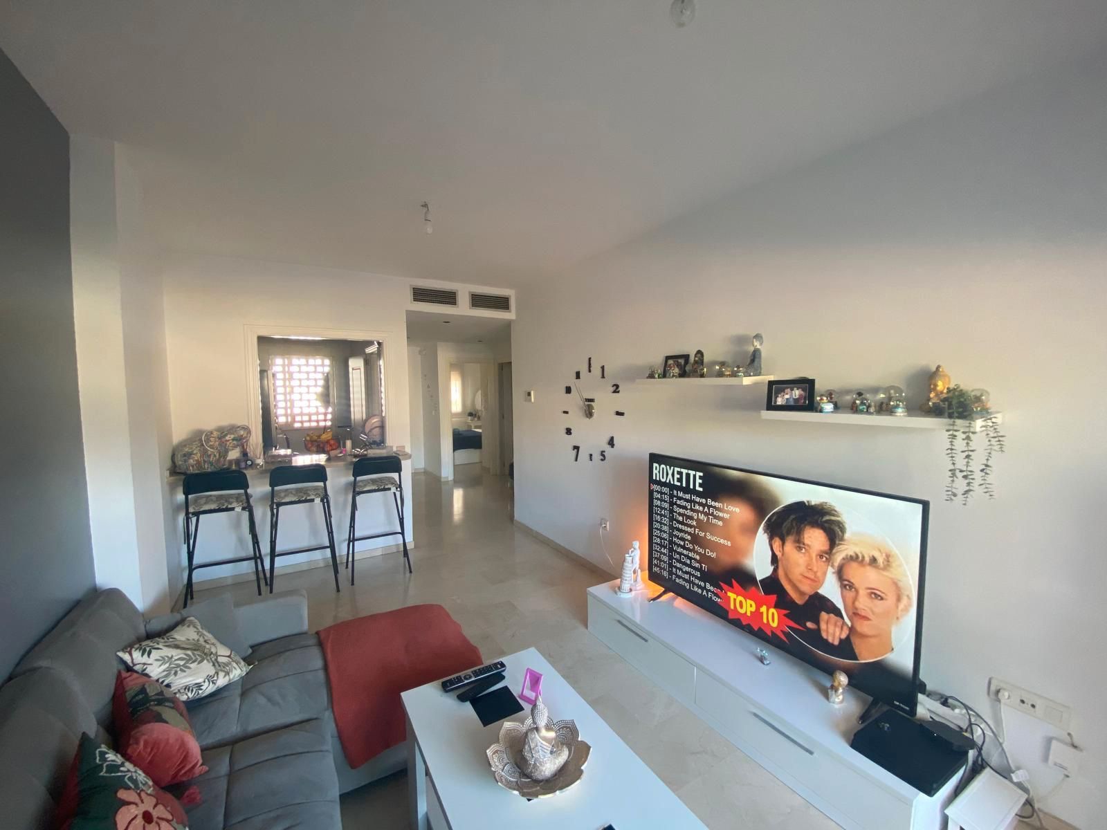 Sala d'estar de Pis en venda en Mijas amb Aire condicionat, Terrassa i Traster