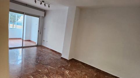 Foto 2 de Piso de alquiler en Calle la Cortijuela, 7, Crta. De la Sierra, Granada