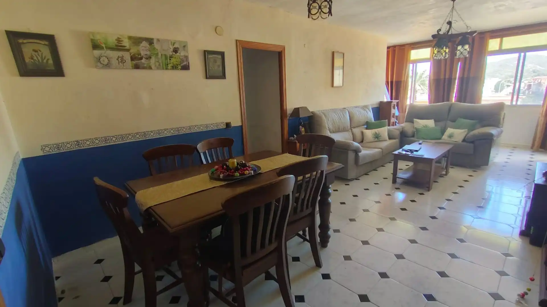 Sala de estar de Piso en venta en La Línea de la Concepción con Amueblado
