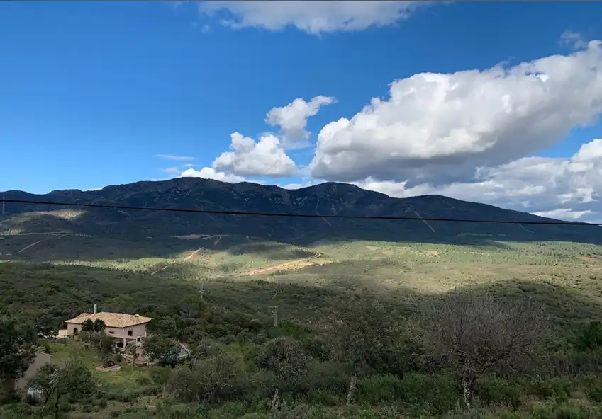 Vista exterior de Casa o chalet en venta en Los Navalucillos con Aire acondicionado, Calefacción y Jardín privado