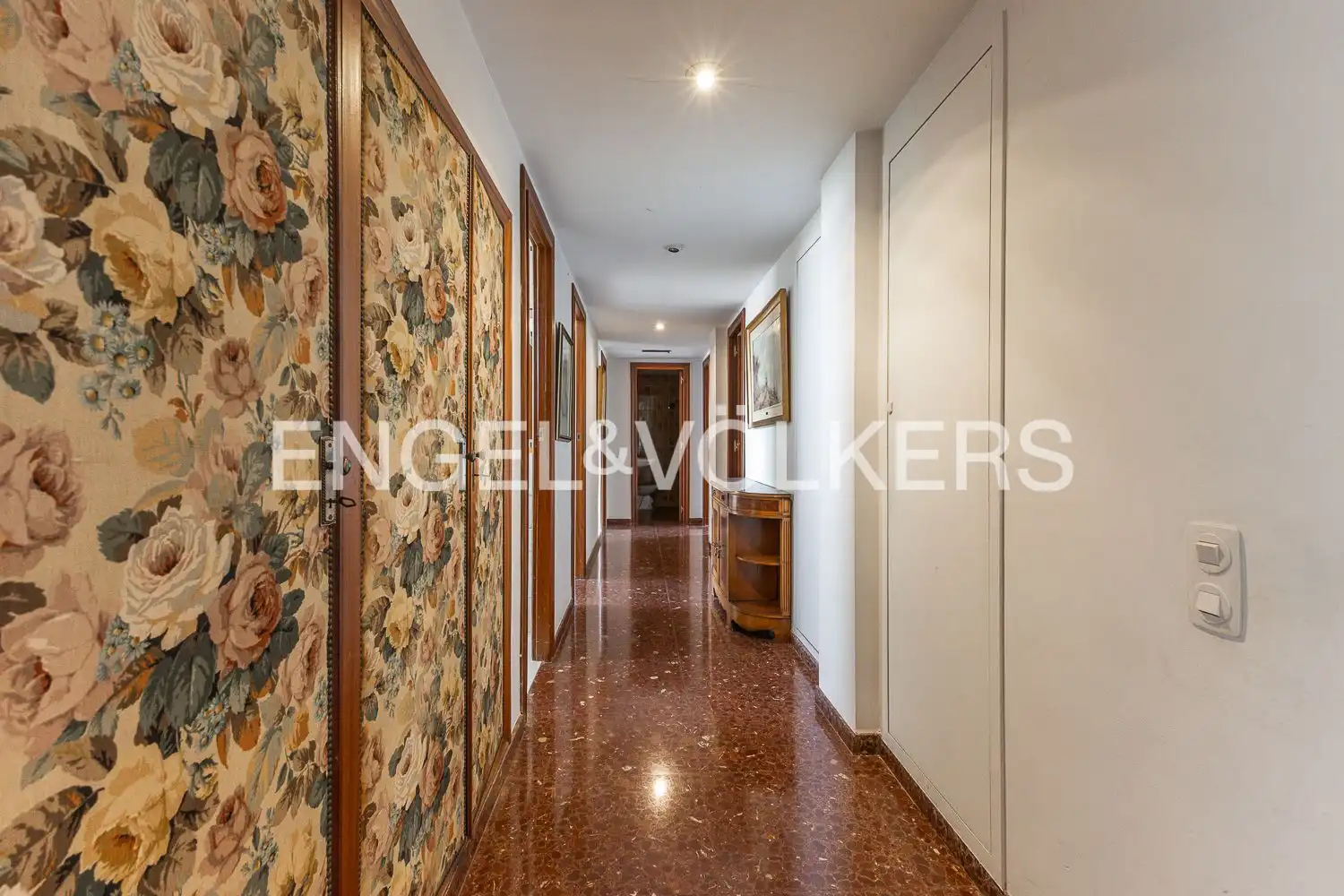 Piso en venta en Gandia con Calefacción, Trastero y Amueblado