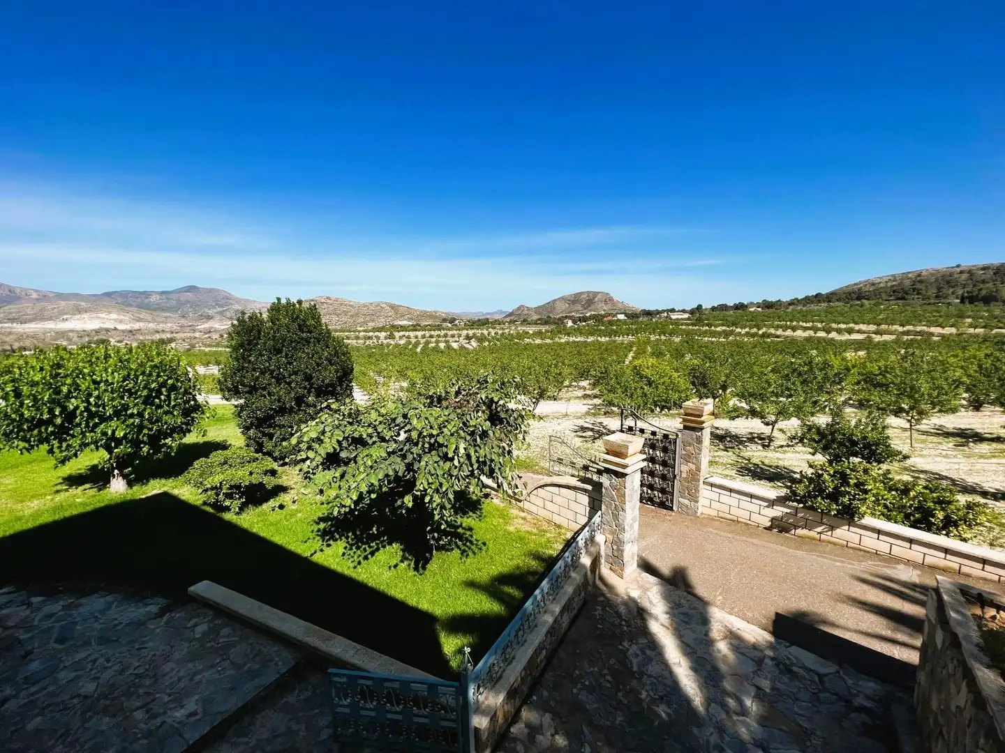 Jardín de Finca rústica en venta en Monóvar  / Monòver con Aire acondicionado, Calefacción y Jardín privado