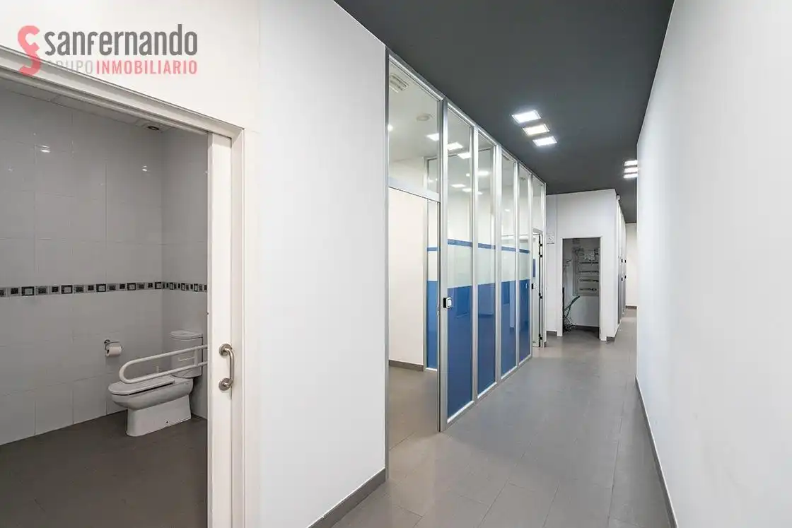 Locale commerciale in vendita a JOSE MARIA PEREDA, imagen 4