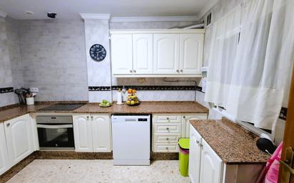 Kitchen of House or chalet for sale in Chiclana de la Frontera