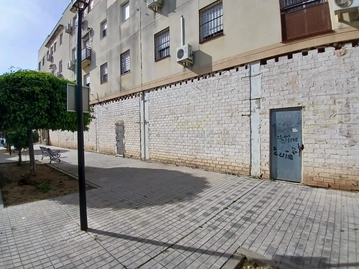 Gewerbefläche zum Verkauf in Calle Juan de Valdés Leal 27