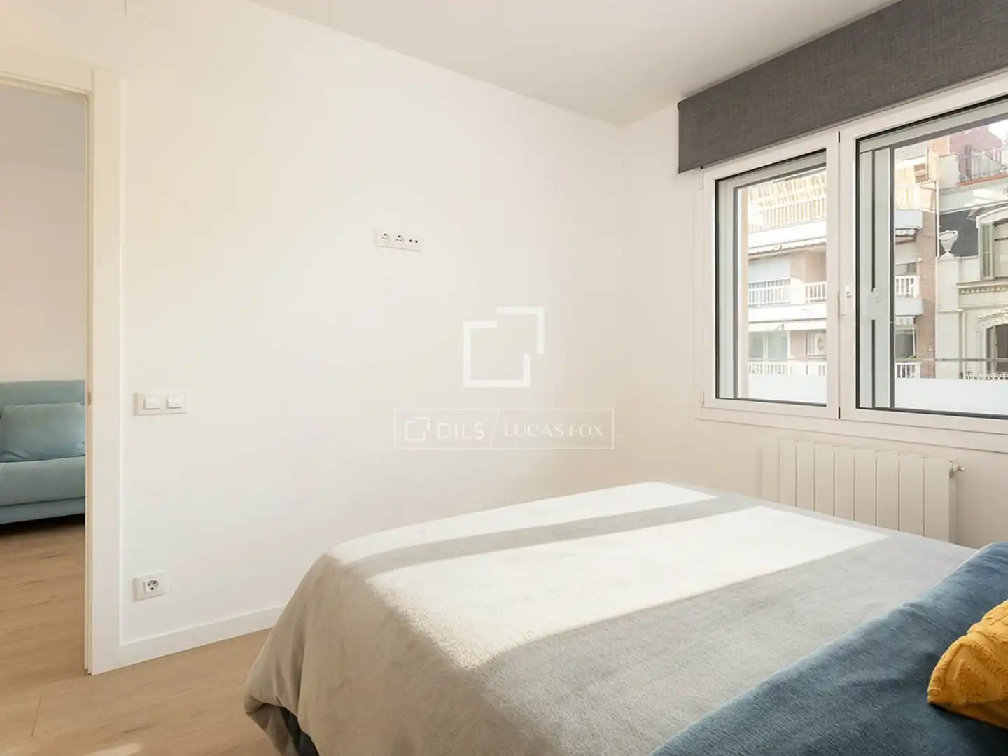 Schlafzimmer von Wohnung zum Verkauf in Barcelona mit Klimaanlage, Möbliert und Balkon