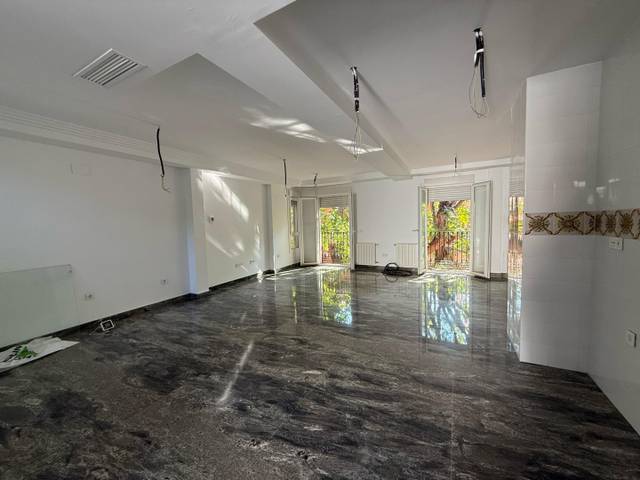 Dúplex en Venta en Triana Oeste