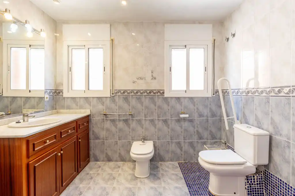 Baño de Casa o chalet en venta en Sant Vicenç de Montalt con Aire acondicionado, Calefacción y Terraza