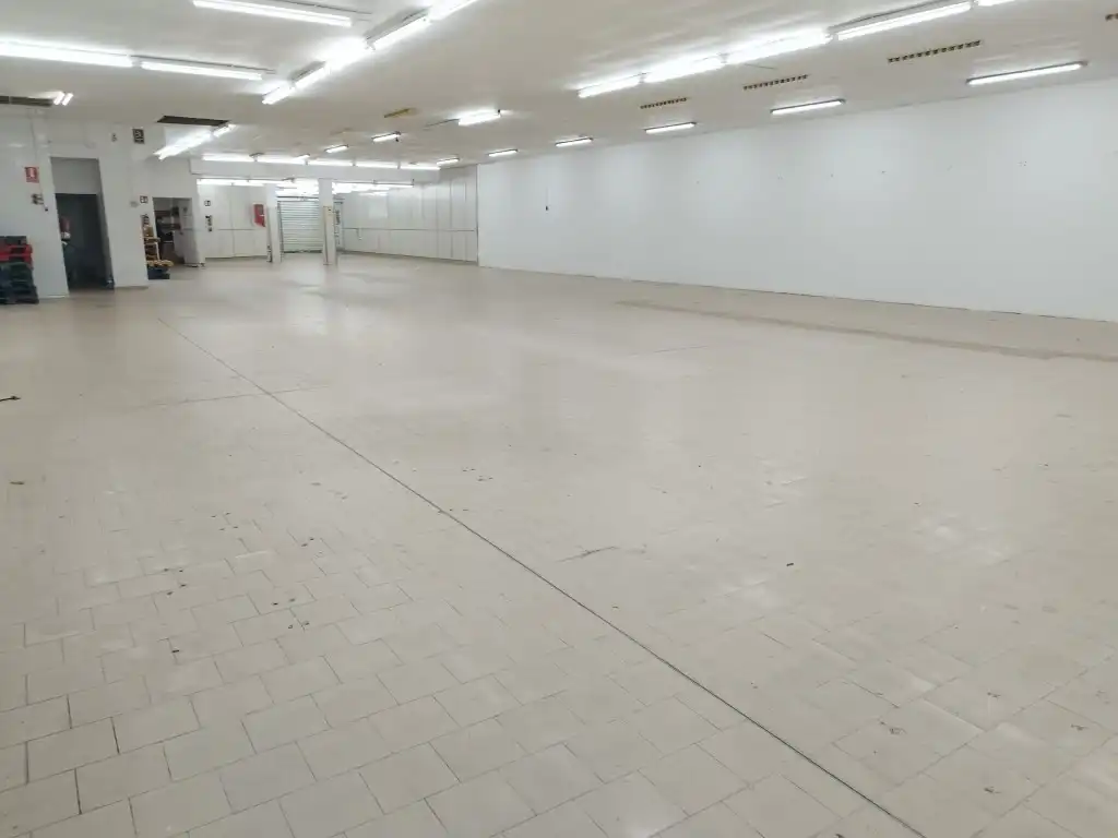 Local comercial en alquiler en Puerto, imagen 10