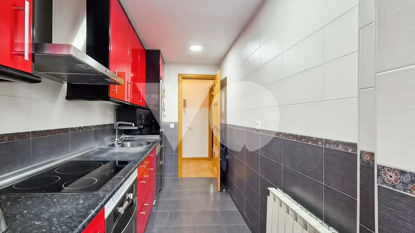 Kitchen of Flat for rent in Madrid  with Air Conditioner and Parquet flooring