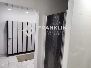 Baño de Nave industrial de alquiler en L'Hospitalet de Llobregat