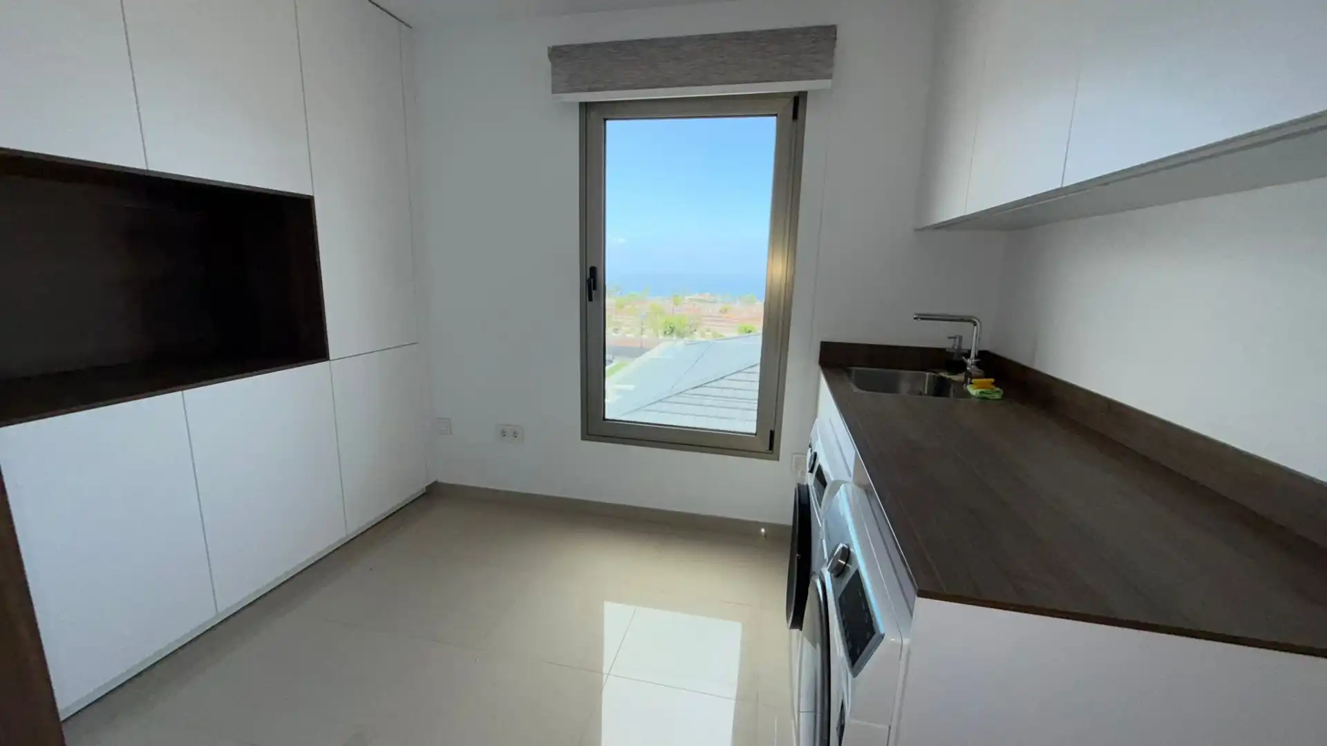 Cuina de Casa o xalet en venda en Puerto de la Cruz amb Aire condicionat, Jardí privat i Terrassa