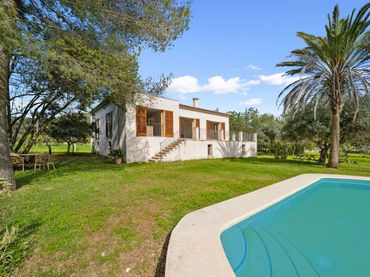 Casa rústica con balcón en venta en Pollença Poble