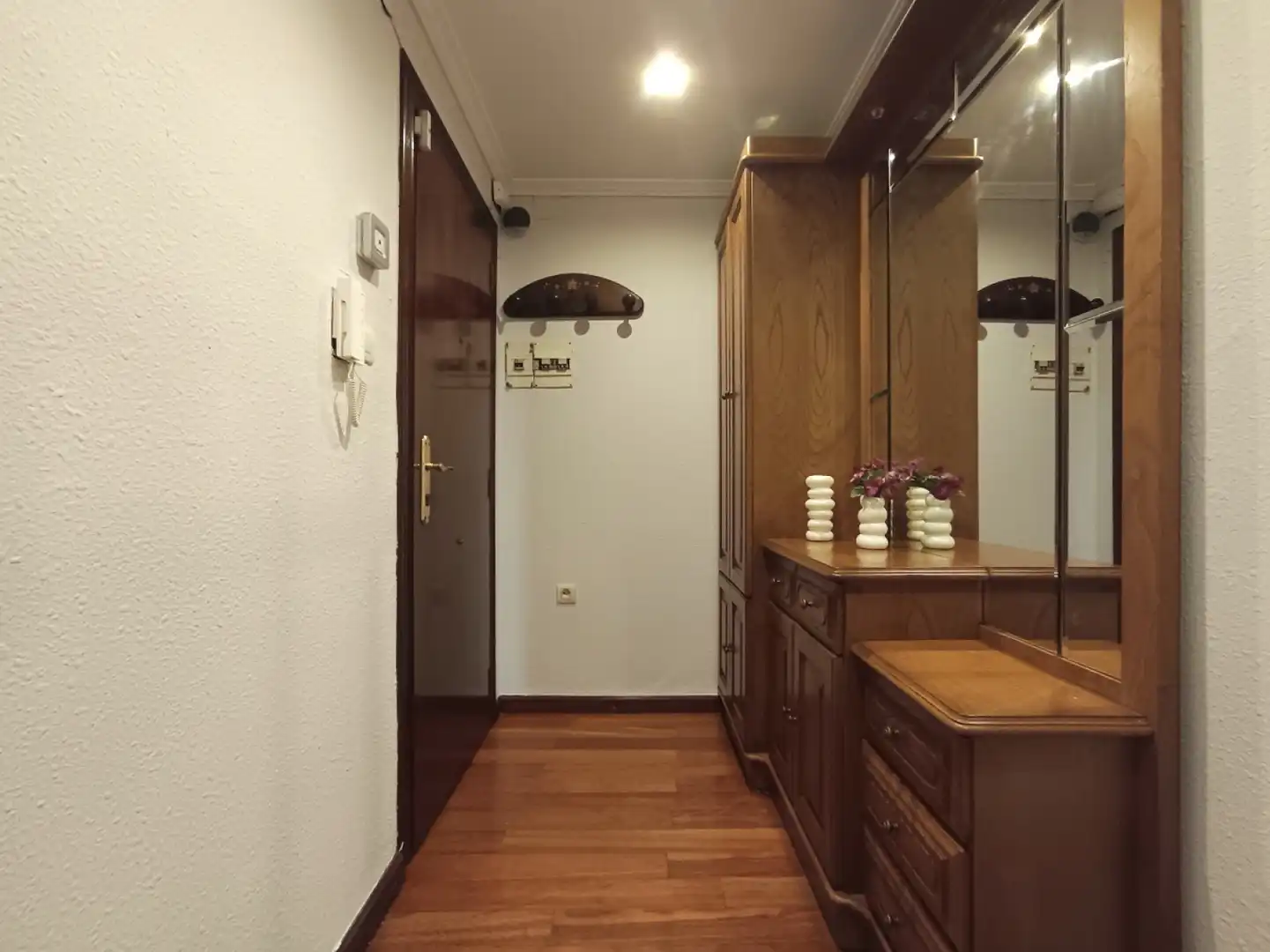 Flat for rent in Gijón - Avda. Constitución, Barrio del Centro