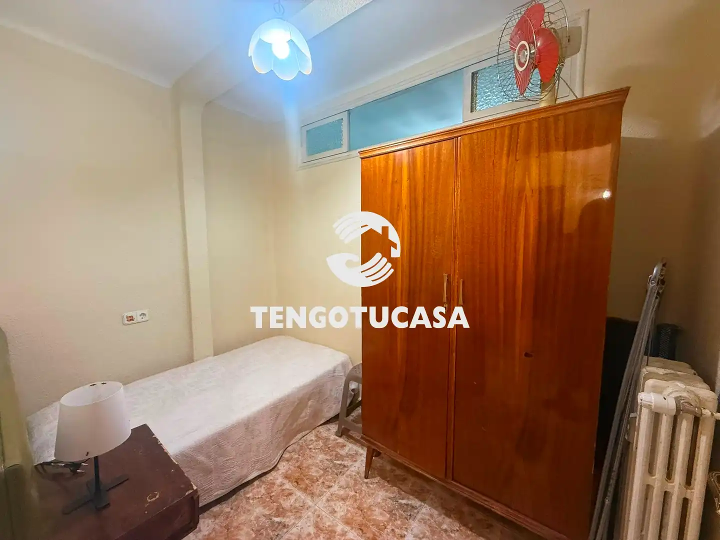 Bedroom of Flat for rent in Madrid